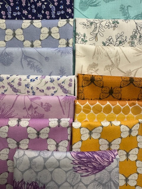 BEE HAVEN 13 fat quarters