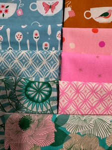CAMELLIA 9 fat quarters