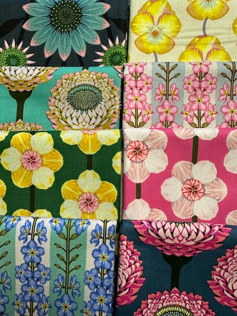 ICONIC 8 fat quarters