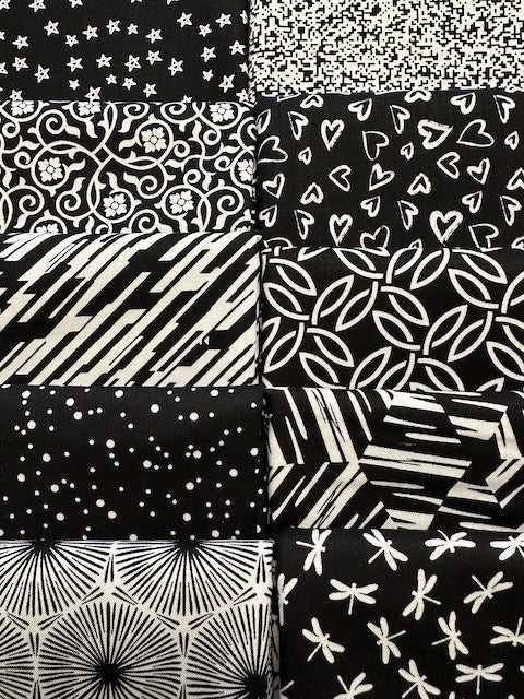 PARADOX II Black 10 fat quarters