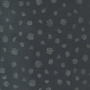 WOODLAND WILDFLOWERS Royal Rounds charcoal