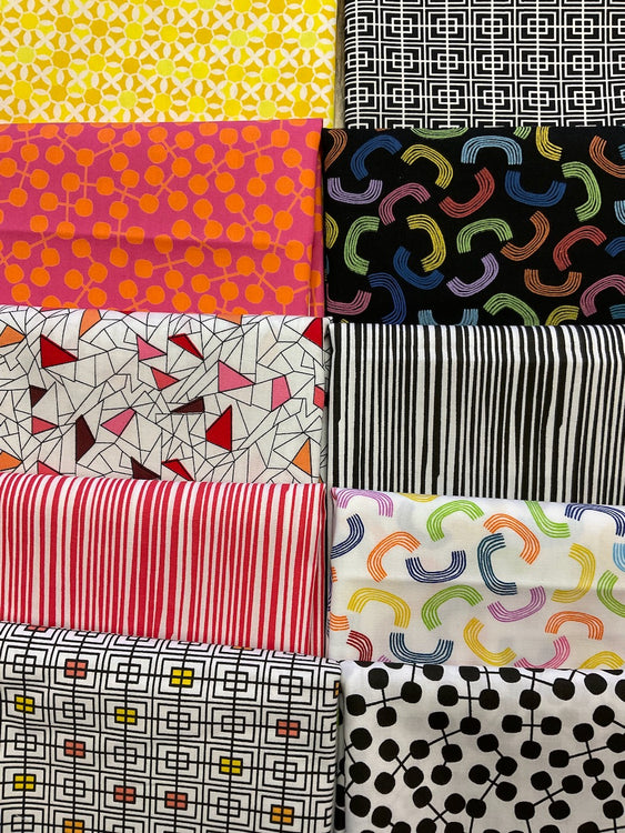 BLACK WHITE & BRIGHT Warm 10 fat quarters