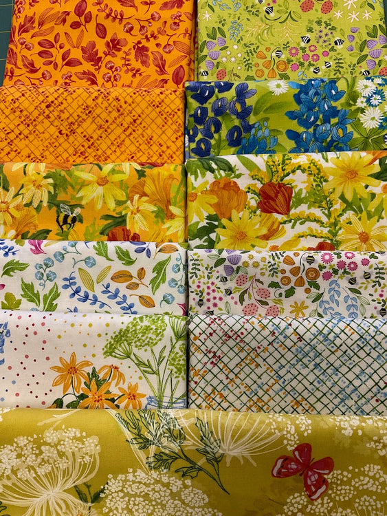 WILD BLOSSOMS Maize 11 half yards